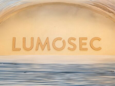 logo-op-de-muur
